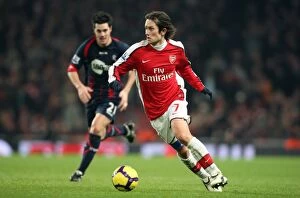 Images Dated 20th January 2010: Tomas Rosicky (Arsenal). Arsenal 4: 2 Bolton Wanderers. Barclays Premier League