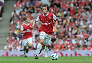 Images Dated 21st August 2010: Tomas Rosicky (Arsenal). Arsenal 6: 0 Blackpool, Barclays Premier League