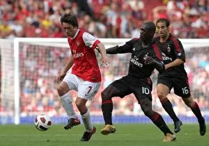Images Dated 31st July 2010: Tomas Rosicky (Arsenal) Clarence Seedorf (Milan). Arsenal 1: 1 AC Milan