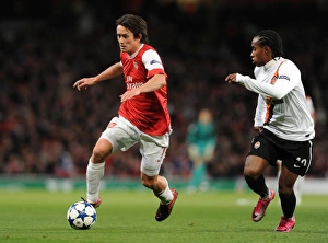 Arsenal v Shaktar Donetsk 2010 - 11 Collection: Tomas Rosicky (Arsenal) Willian (Shakhtar). Arsenal 5: 1 Shakhtar Donetsk