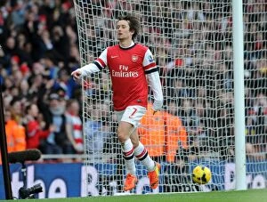 Images Dated 22nd February 2014: Tomas Rosicky's Thrilling Triumph: Arsenal's Third Goal Against Sunderland (Premier League, 2014)