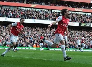 Images Dated 26th February 2012: Tomas Rosicky's Triumph: The Thrilling Third Goal - Arsenal vs. Tottenham (2011-12)