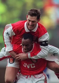 Images Dated 7th April 2005: Tony Adams and Ian Wright celebrate an Arsenal goal
