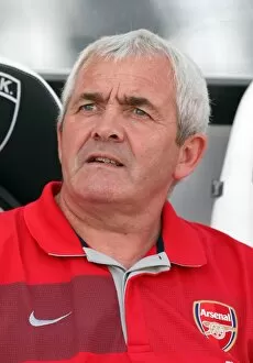 POAK Thessaloniki v Arsenal Ladies 2009-10 Collection: Tony Gervaise the Arsenal Ladies Manager