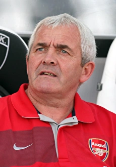 POAK Thessaloniki v Arsenal Ladies 2009-10 Collection: Tony Gervaise the Arsenal Ladies Manager