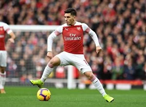 Images Dated 2nd December 2018: Torreira in Action: Arsenal vs. Tottenham, Premier League 2018-19