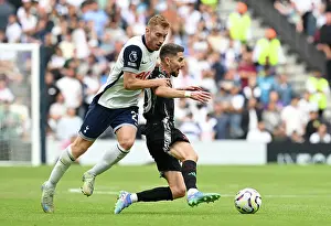 Tottenham Hotspur V Arsenal 2024-25 Prints: Tottenham Hotspur FC v Arsenal FC - Premier League