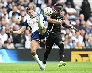 Tottenham Hotspur V Arsenal 2024-25 Prints: Tottenham Hotspur FC v Arsenal FC - Premier League