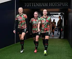 Tottenham Hotspur Women V Arsenal Women 2024-25 Prints: Tottenham Hotspur v Arsenal - Barclays Women's Super League