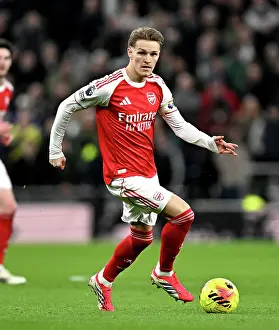 Tottenham Hotspur V Arsenal 2025-26 Prints: Tottenham Hotspur v Arsenal - Premier League