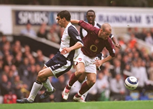 Images Dated 29th October 2005: Tottenham v Arsenal 2005-6