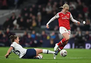Tottenham vs. Arsenal: FA Womens Super League Clash - Beth Mead Faces Off Against Hannah Godfrey