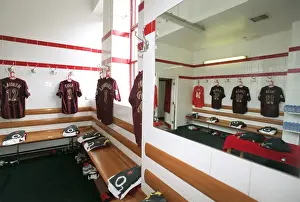 Highbury Stadium Prints: A Tribute to Arsenal Football Club's Iconic Home: Highbury Stadium