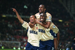 Man Utd V Arsenal Prints: Triumphant Threesome: Arsenal's Vieira