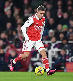 Trossard Shines: Arsenal's Star Performance Overpowers Manchester United (Premier League 2022-23)