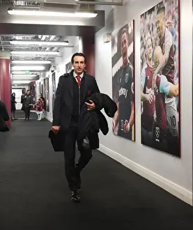 Unai Emery Leads Arsenal into West Ham United's London Stadium - Premier League Clash (2018-19)