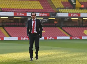 Unai Emery Scouting Watford Pitch Before Arsenal-Watford Premier League Clash (2018-19)
