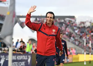 Unai Emery Waves to Arsenal Fans in Colorado: Arsenal FC vs Colorado Rapids Pre-Season Friendly (2019)
