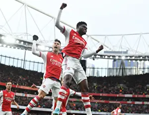 Unstoppable Duo: Partey and Martinelli Strike First in Arsenal's Victory Over Leicester City