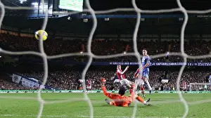 Van Persie Stuns Chelsea: The Thrilling Moment RVP Scores Arsenal's First Goal