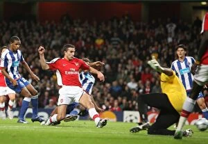 Arsenal v FC Porto 2008-09 Collection: Van Persie Stuns Porto: Arsenal's First Goal in Champions League Victory