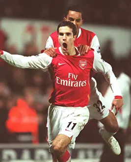 Van Persie and Walcott's Unforgettable Moment: Arsenal's Winning Goals at Watford (2006)
