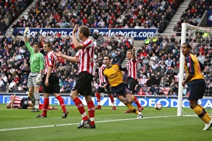 Van Persie's Disallowed Goal: Arsenal vs. Sunderland, 2008