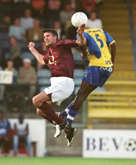 Van Persie's Unforgettable Performance: Arsenal's Thrilling 3-3 Draw against Beveren, 2005