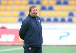 Images Dated 23rd April 2007: Vic Akers the Arsenal Ladies Manager