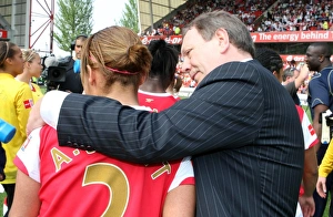 Vic Akers the Arsenal Ladies manager with Alex Scott (Arsenal) Vic Akers the Arsenal Ladies manager with Alex Scott (Arsenal)
