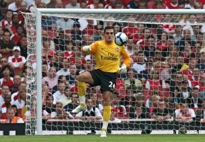 Arsenal v Wigan Athletic 2009-10 Collection: Vito Mannone (Arsenal)