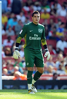 Arsenal V Boca Juniors 2011-12 Prints: Vito Mannone (Arsenal). Arsenal 2: 2 Boca Juniors