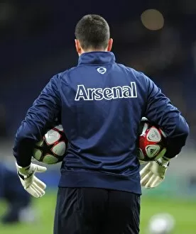 Images Dated 17th February 2010: Vito Mannone (Arsenal). FC Porto 2: 1 Arsenal, UEFA Champions League, First Knock-out Round