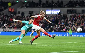Vivianne Miedema Scores Stunning Goal: Arsenal Women Triumph Over Tottenham Hotspur in FA WSL Clash
