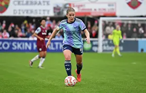 West Ham United Women V Arsenal Women 2024-25 Prints: West Ham United v Arsenal - Barclays Women's Super League