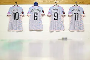 West Ham United Women V Arsenal Women 2023-24 Prints: West Ham United v Arsenal FC - Barclays Women's Super League
