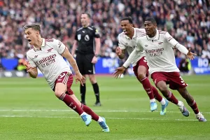West Ham United v Arsenal - Premier League