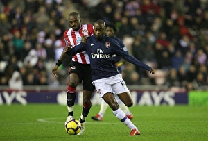 Images Dated 21st November 2009: William Gallas (Arsenal) Darren Bent (Sunderland). Sunderland 1: 0 Arsenal