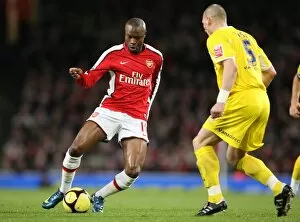 Images Dated 16th February 2009: William Gallas (Arsenal) Darren Purse (Cardiff)