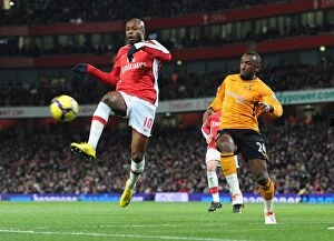 Images Dated 19th December 2009: William Gallas (Arsenal) Kamil Zayatte (Hull). Arsenal 3: 0 Hull City, Barclays Premier league