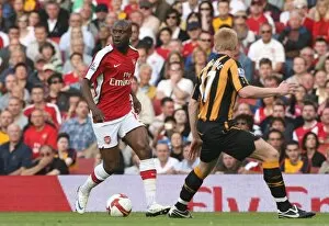 Images Dated 27th September 2008: William Gallas (Arsenal) Paul McShane (Hull)