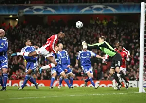 William Gallas (Arsenal) Stanislav Bogush (Dynamo Kyiv)