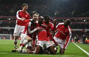 William Gallas celebrates scoring the 2nd Arsenal goal