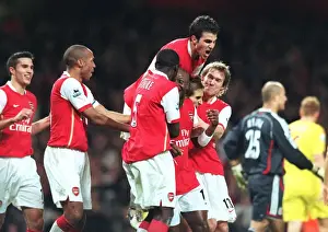 William Gallas celebrates scoring Arsenals 3rd goal with Thierry Henry