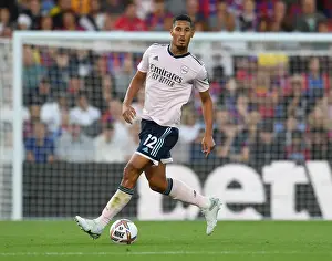 William Saliba in Action: Arsenal Takes on Crystal Palace in Premier League 2022-23