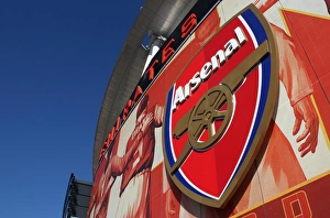 Winter's Embrace at Arsenal: A Frosty Emirates Stadium, March 1, 2010