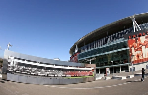 Winter's Embrace at Arsenal: A Frosty Emirates Stadium, March 1, 2010