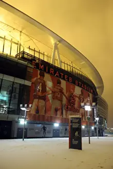 Winter's Reign at Emirates Stadium: Arsenal's Battlefield in the Snowy Premier League