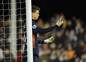 Fulham V Arsenal 2011-12 Prints: Wojciech Szczesny (Arsenal). Fulham 2: 1 Arsenal. Barclays Premier League