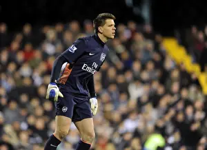 Fulham V Arsenal 2011-12 Prints: Wojciech Szczesny: Arsenal's Wall at Craven Cottage (Fulham v Arsenal 2011-12)